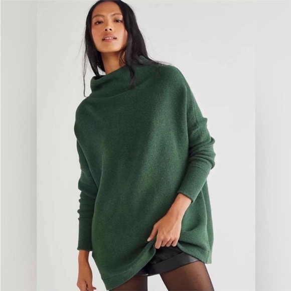 Free People Sweaters - FREE PEOPLE Ottoman Slouchy Mock Neck Sweater Tunic In Aged Pine